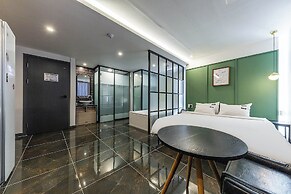 Brown Dot Hotel Jinjuseong