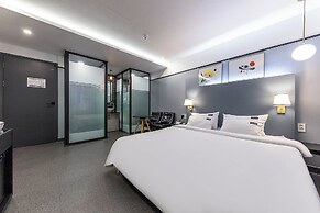 Brown Dot Hotel Jinjuseong