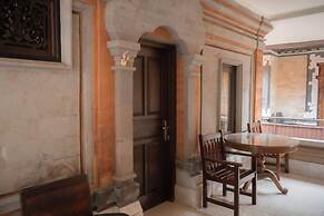 Pande Permai Guest House