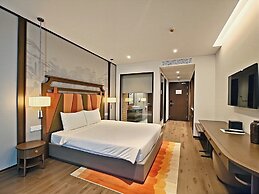 Bliss Driftwood Retreat By Mandala