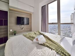 Luxe By SanLiving - 2BR - HubLife Mall