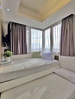 Luxe By SanLiving - 2BR - HubLife Mall