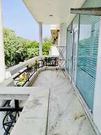 Fortune Home Service Apartment 2Bhk,E28 Saket 2A