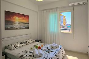 Mandalay Suites By The Beach 079