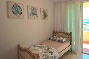 Mandalay Suites By The Beach 079