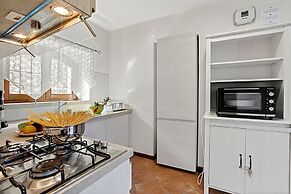 Toscolano Olive House