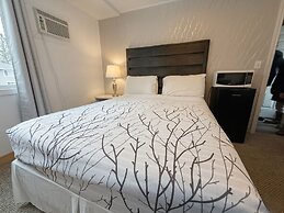 Whispering Pines Resort