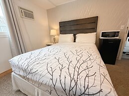 Whispering Pines Resort