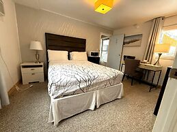 Whispering Pines Resort