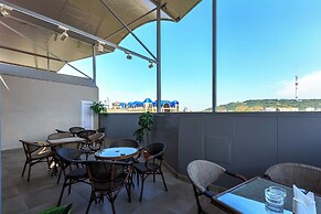 Renion Hills
