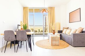 Bloomfields 1br Elegant Escape Pulse