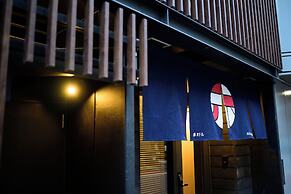 AKA Hotel
