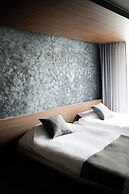 AKA Hotel