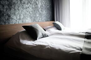 AKA Hotel