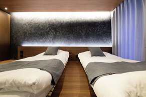 AKA Hotel