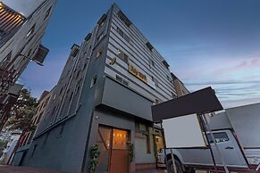 Itsy Hotels Sri Nidhi Executive