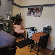 Glams Victoria Apartment