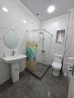 Apartment 124 by Metro Shengavit