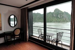HALORA NOVA LUXURY CRUISE