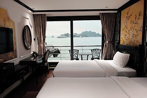 HALORA NOVA LUXURY CRUISE
