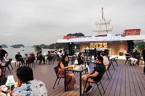 HALORA NOVA LUXURY CRUISE
