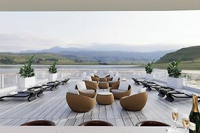 HALORA NOVA LUXURY CRUISE