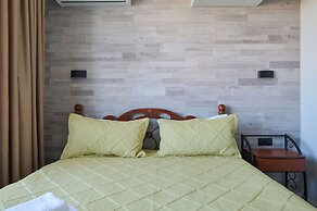 One Bedroom Apartment