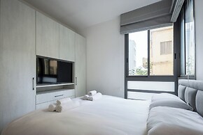 MAMAD - Chic and Comfort stay on Iconic