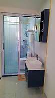 Cobot Suites Marcus Garden