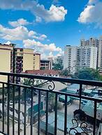 Cobot Suites Marcus Garden