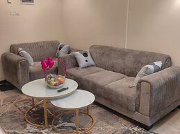 Cobot Suites Marcus Garden