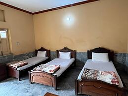 Qaiser Hotel