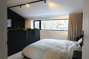 Cosy Courtyard House Hasselt