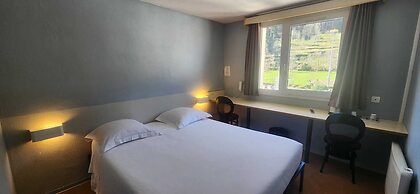 Hotel Le Pont Neuf