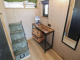 Gigi's Horsebox