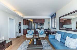 Secure One Bed Uninterrupted Ocean Views