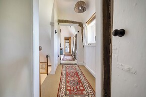 Cutbush Farmhouse