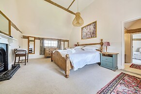 Cutbush Farmhouse