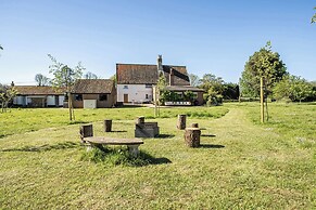 Cutbush Farmhouse