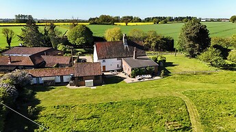 Cutbush Farmhouse
