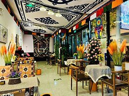 Kailash International Youth Hostel