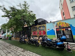 Kailash International Youth Hostel