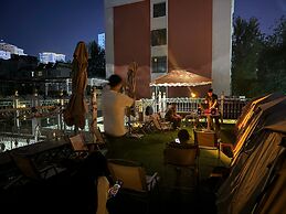 Kailash International Youth Hostel
