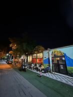 Kailash International Youth Hostel