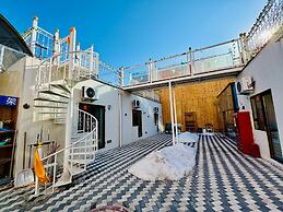 Kailash International Youth Hostel