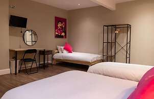 Izzy hotel ltd