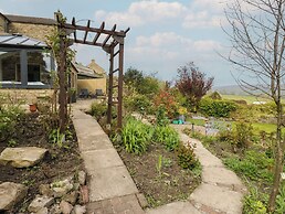 Eastend Cottage