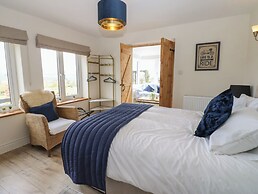 Eastend Cottage