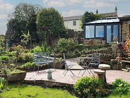 Eastend Cottage
