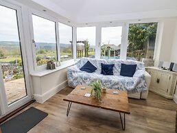 Eastend Cottage